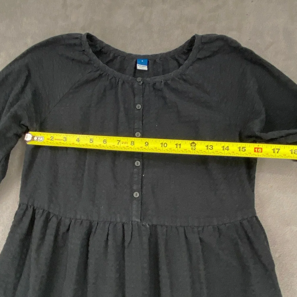 Old Navy Womens Black Seersucker Tiered Midi Dress Long Sleeve‎ Henley Small
